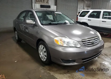 2004 Toyota Corolla Ce z USA, uszkodzony, nr VIN 1NXBR32E24Z261052